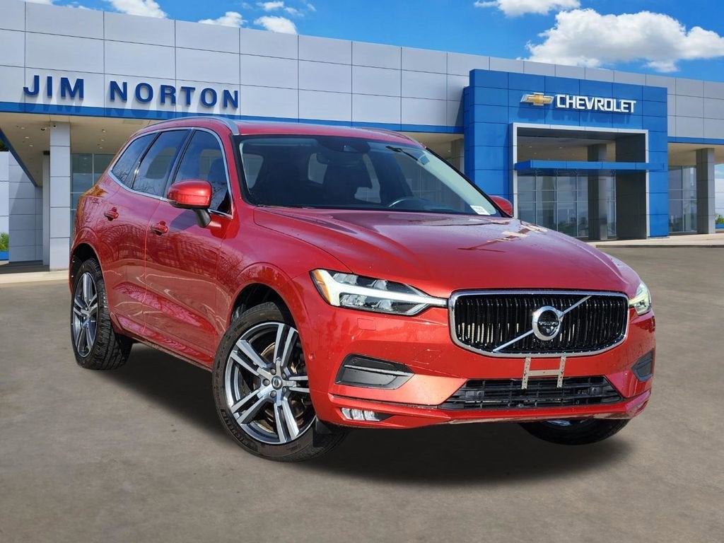 2018 Volvo XC60 Momentum