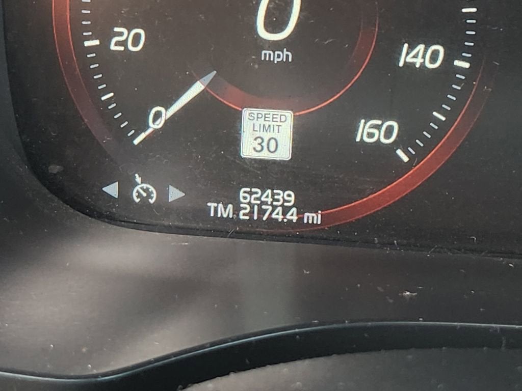 2018 Volvo XC60 Momentum