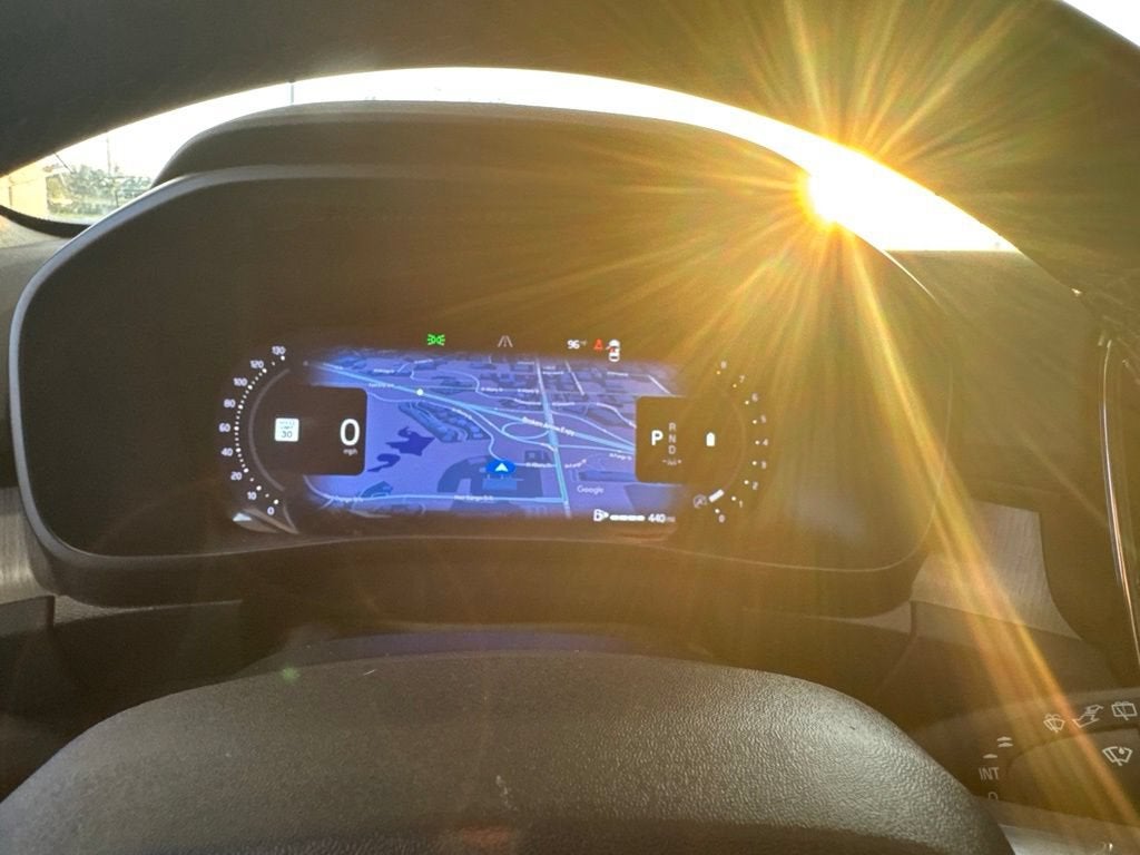 2024 Volvo XC40 Plus Dark Theme