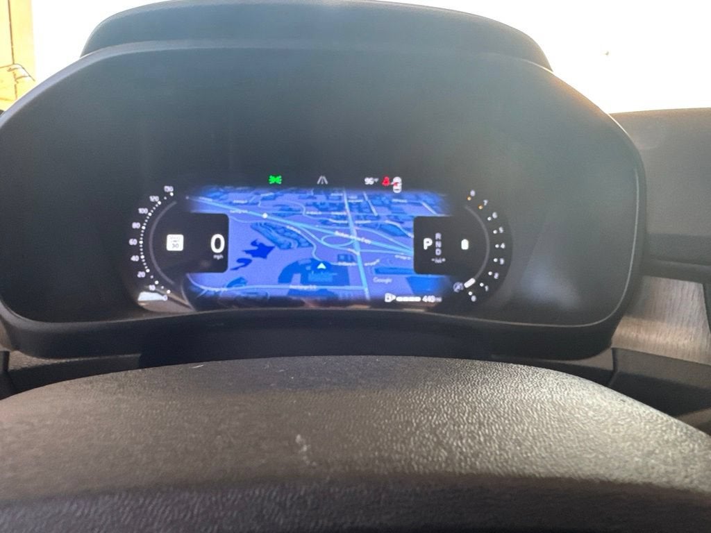 2024 Volvo XC40 Plus Dark Theme